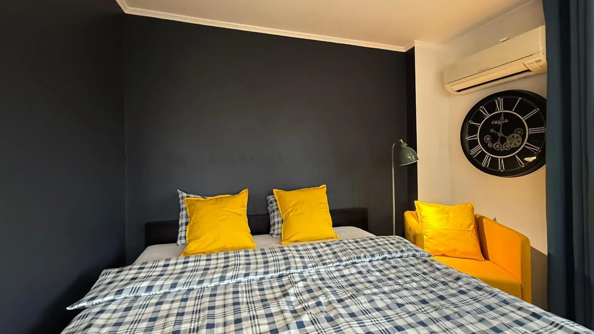 Lägenhet Blue 1 Lux Metro Fast Wifi 8Gbs 75'Tv Netflix Showmax Disney Warszawa Polen